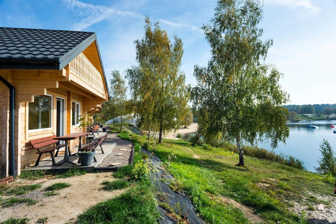 Osada Kryspinow Hotel Cholerzyn Eksteriør billede